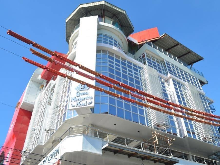 Queen Margarette Hotel - Downtown Lucena Exterior photo